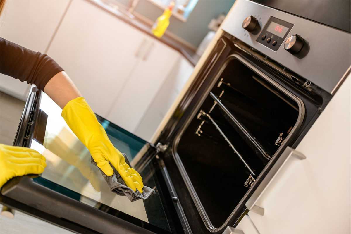 Как почистить стекло в духовке внутри плиты и между стеклами в домашних условиях