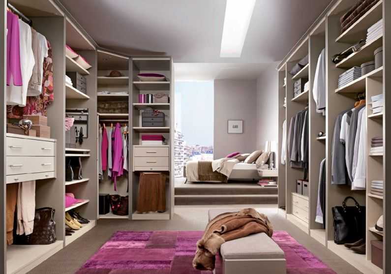 Гардеробная в спальне: выбор места и размеров. обустройство гардеробной в небольшой спальне. варианты перегородок и ширм. выбор света и полок для гардеробной (фото + видео)