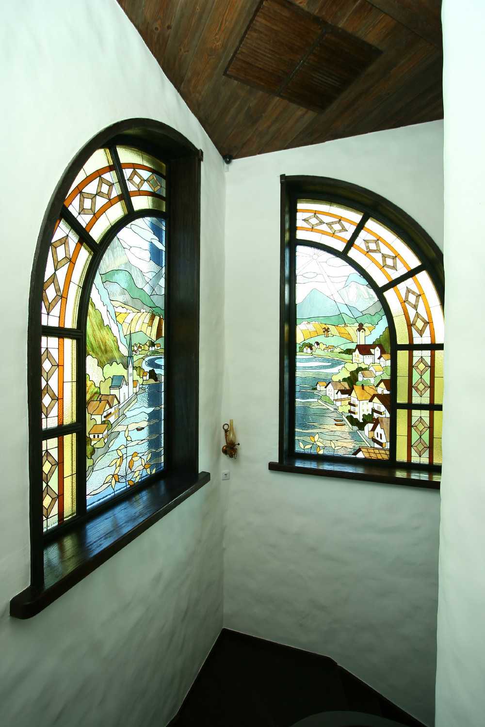 Фальш окно с подсветкой: декоративная имитация в интерьере
 - 25 фото