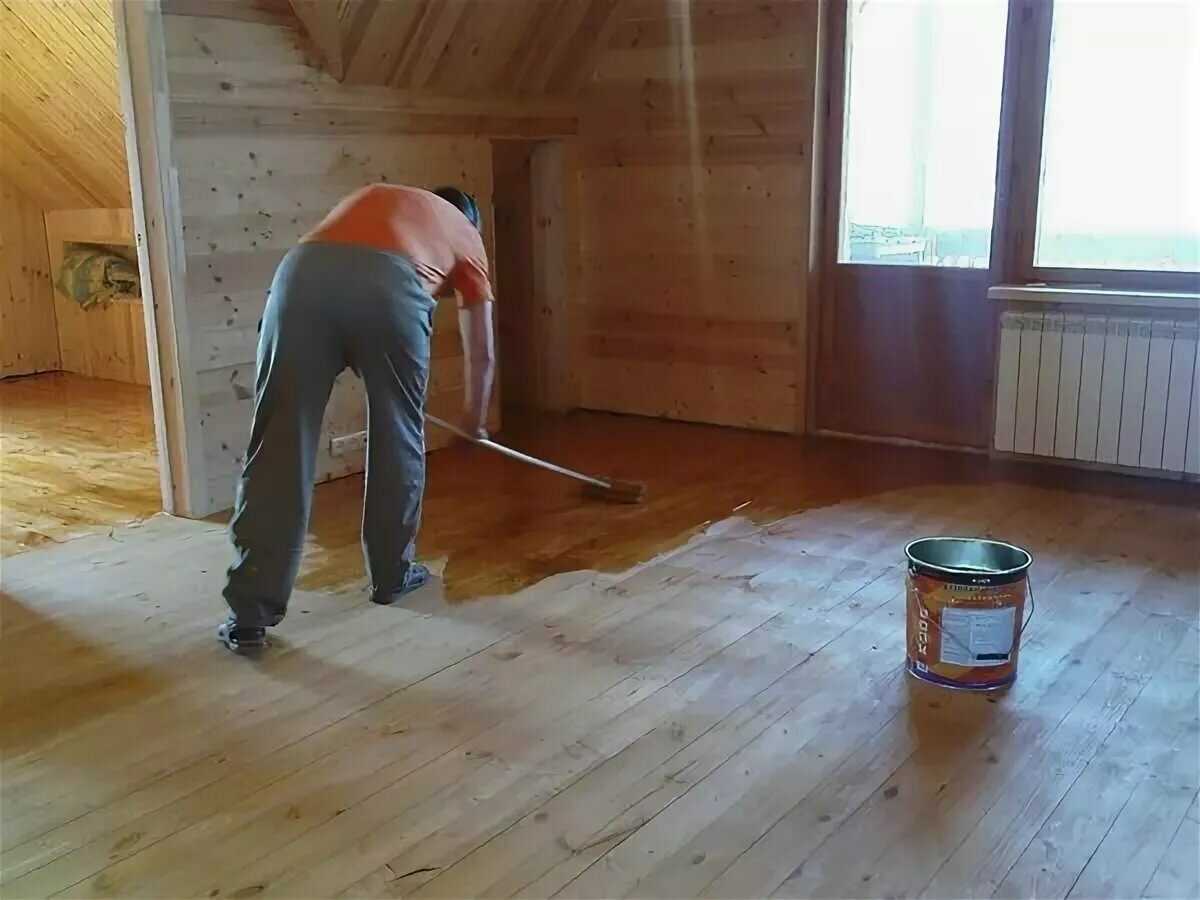 Чем покрыть деревянный пол в доме — варианты и методики