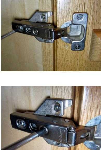 Как навесить дверь на петли в шкафу?