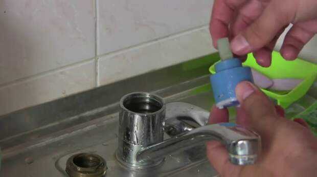 Ремонт гусака смесителя в ванной своими руками - домашний сантехник