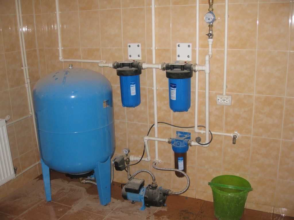 Система водоснабжения частного и многоэтажного дома с повышением давления: как решается проблема недостатка напора
