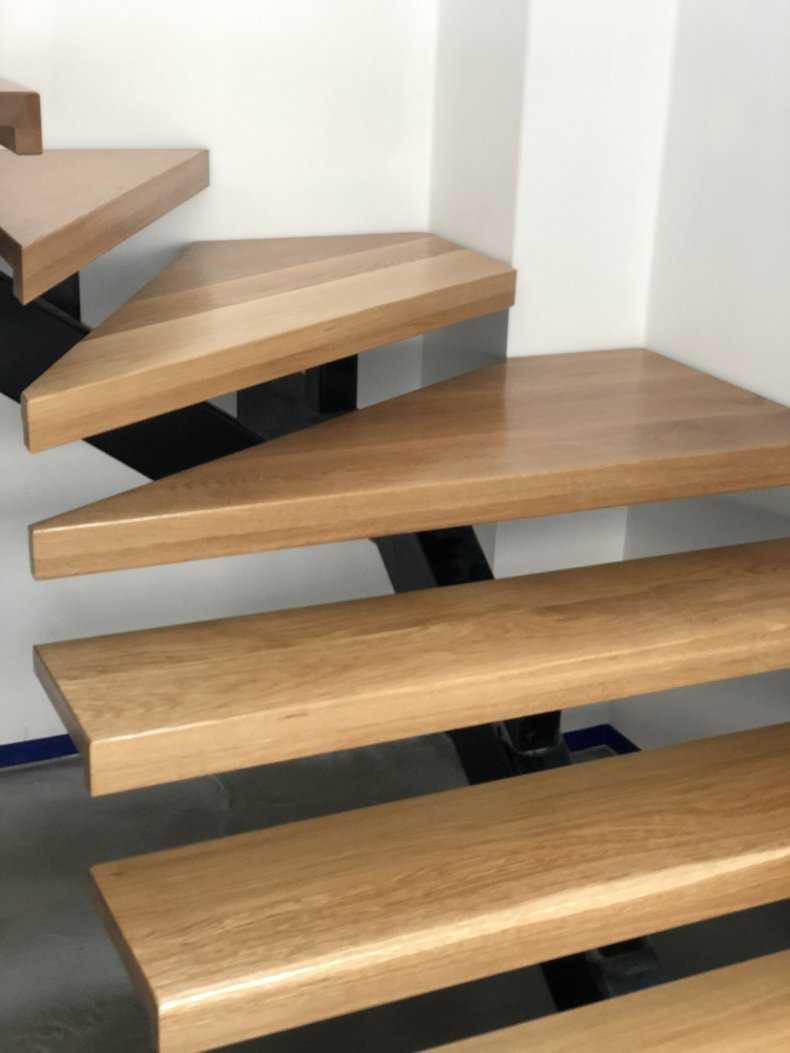 Монтаж лестниц из дерева: качественная установка и обработка поверхности