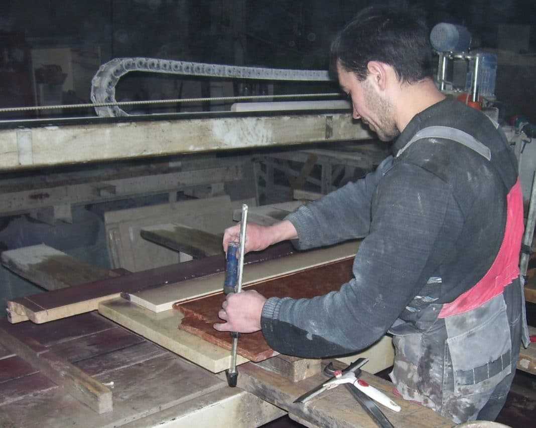 Литьевой мрамор своими руками - полная инструкция и проверенные смеси